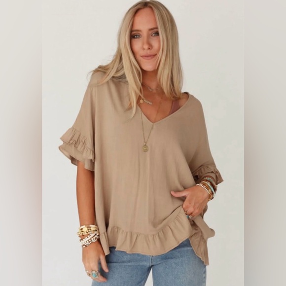 Impressions Ruffle Hem Ribbed Top in Tan Beige – Size Large - Picture 1 of 4